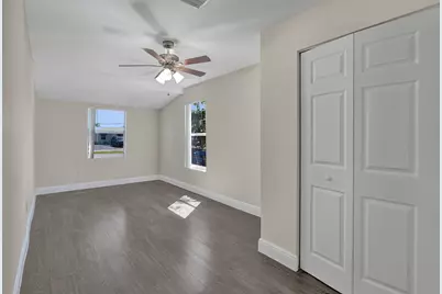 131 NE 51st Court, Oakland Park, FL 33334 - Photo 14