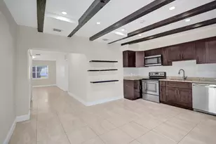 131 NE 51st St, Oakland Park, FL 33334 - Photo 6