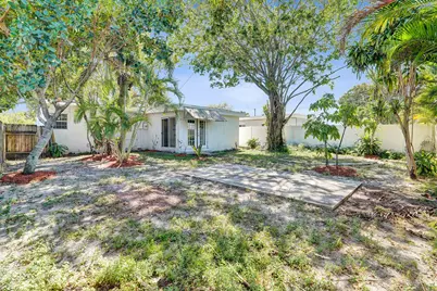 131 NE 51st Street, Oakland Park, FL 33334 - Photo 22