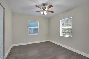 131 NE 51st St, Oakland Park, FL 33334 - Photo 12