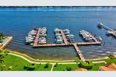 110 Yacht Club Way #105, Hypoluxo, FL 33462 - Photo 36