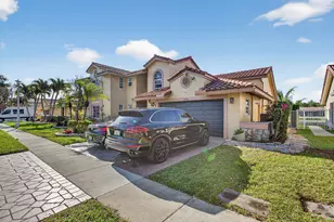 10750 NW 18th Pl, Plantation, FL 33322 - Photo 4