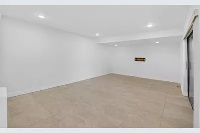 717 NW 29th Avenue #B, Delray Beach, FL 33445 - Photo 8