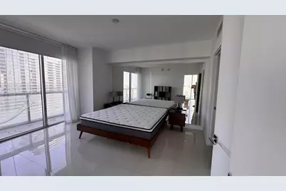 475 Brickell Avenue #4615, Miami, FL 33131 - Photo 10