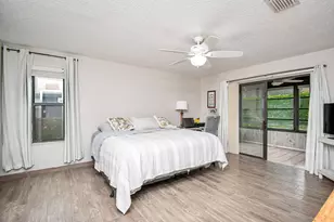 379 Ottawa Ct, Royal Palm Beach, FL 33411 - Photo 20