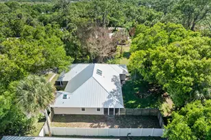 435 61st Ave, Vero Beach, FL 32968 - Photo 10