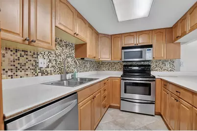 243 NW 45th Avenue #243, Deerfield Beach, FL 33442 - Photo 6