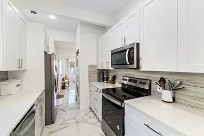 423 Avenida Alegre, West Palm Beach, FL 33405 - Photo 12