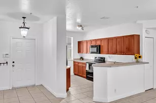 513 Bayfront Dr, Boynton Beach, FL 33435 - Photo 8