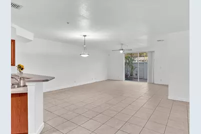 513 Bayfront Drive, Boynton Beach, FL 33435 - Photo 10