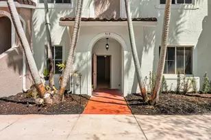 513 Bayfront Dr, Boynton Beach, FL 33435 - Photo 1