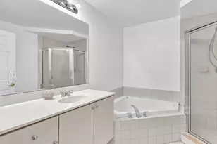513 Bayfront Dr, Boynton Beach, FL 33435 - Photo 32