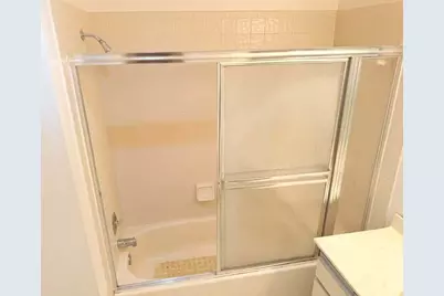 10062 Hickorywood Place, Boynton Beach, FL 33437 - Photo 38
