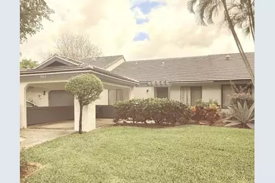 10062 Hickorywood Place, Boynton Beach, FL 33437 - Photo 2
