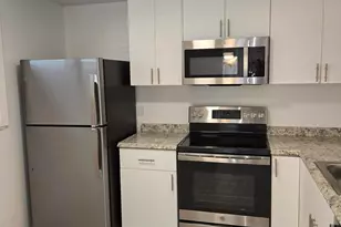 3755 Via Poinciana, Lake Worth, FL 33467 - Photo 10