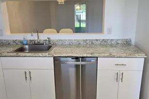 3755 Via Poinciana, Lake Worth, FL 33467 - Photo 8