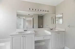 6334 Stonehurst Cir, Lake Worth, FL 33467 - Photo 24