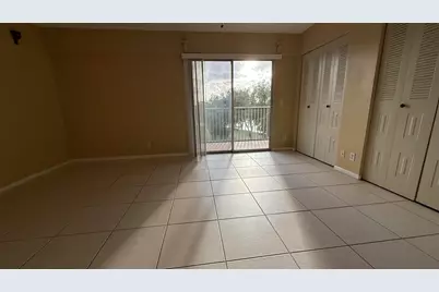 400 SW 134th Way #411f, Pembroke Pines, FL 33027 - Photo 8