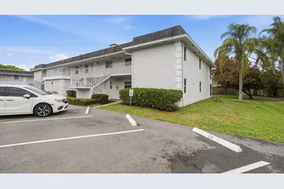 1166 6th Avenue #B8, Vero Beach, FL 32960 - Photo 2