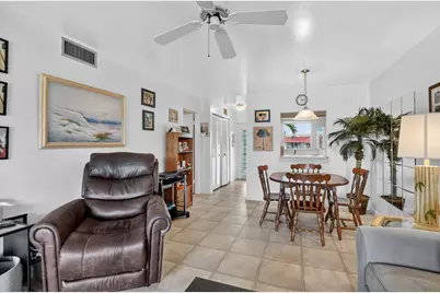 9855 Sandalfoot Boulevard #Apt 317, Boca Raton, FL 33428 - Photo 10