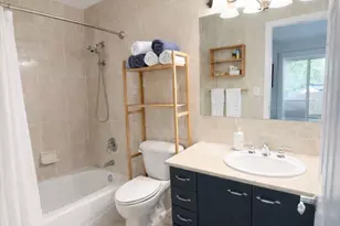 3441 Oak Dr, Hollywood, FL 33021 - Photo 18