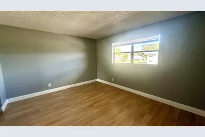 8040 N Colony Circle #Unit 207, Tamarac, FL 33321 - Photo 6