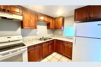 8040 N Colony Circle #Unit 207, Tamarac, FL 33321 - Photo 2