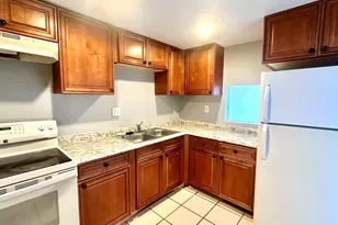 8040 N Colony Cir, Tamarac, FL 33321 - Photo 2