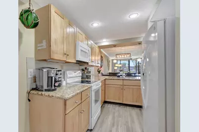 14 Royal Palm Way #102, Boca Raton, FL 33432 - Photo 6