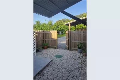 4649 Sunset Lane, West Palm Beach, FL 33415 - Photo 4