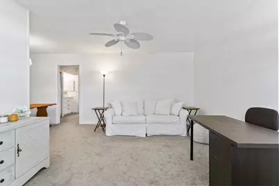 30 SE 13th Street #B3, Boca Raton, FL 33432 - Photo 4