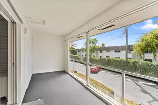 30 SE 13th St, Boca Raton, FL 33432 - Photo 14