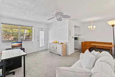 30 SE 13th Street #B3, Boca Raton, FL 33432 - Photo 6