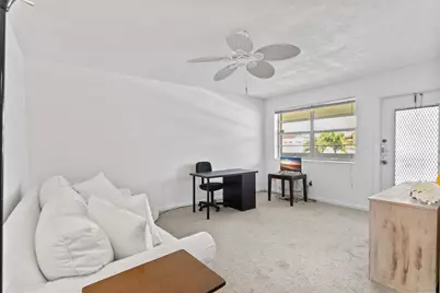 30 SE 13th Street #B3, Boca Raton, FL 33432 - Photo 4