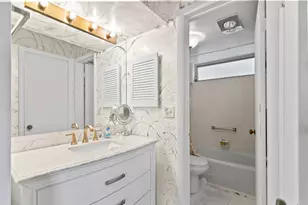 30 SE 13th St, Boca Raton, FL 33432 - Photo 12