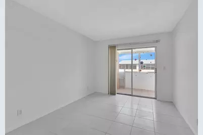 110 E Sheffield E, West Palm Beach, FL 33417 - Photo 12