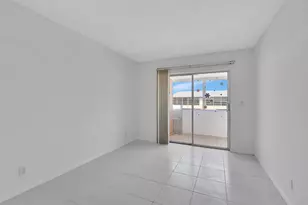 110 E Sheffield E, West Palm Beach, FL 33417 - Photo 12