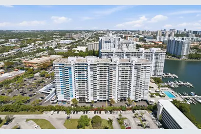 18011 Biscayne Boulevard #1502, Aventura, FL 33160 - Photo 40