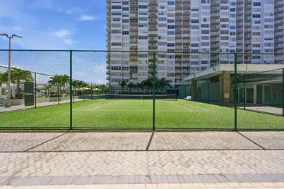 18011 Biscayne Boulevard #1502, Aventura, FL 33160 - Photo 34
