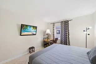 129 Piedmont C, Delray Beach, FL 33484 - Photo 16