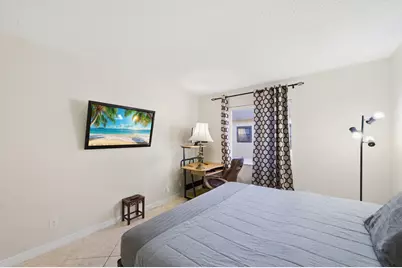 129 Piedmont C, Delray Beach, FL 33484 - Photo 16