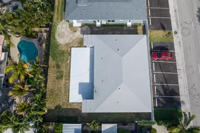 2009 NE 26th Street, Wilton Manors, FL 33305 - Photo 12