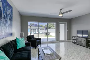 2009 NE 26th St, Wilton Manors, FL 33305 - Photo 48