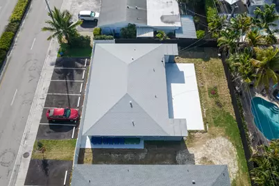 2009 NE 26th Street, Wilton Manors, FL 33305 - Photo 10