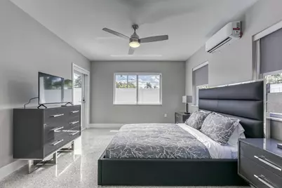 2009 NE 26th Street, Wilton Manors, FL 33305 - Photo 20