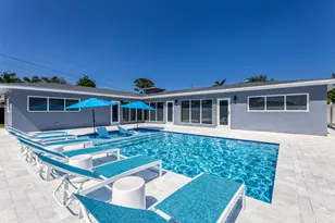 2009 NE 26th St, Wilton Manors, FL 33305 - Photo 2