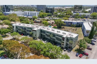 1638 Embassy Drive #208, West Palm Beach, FL 33401 - Photo 1