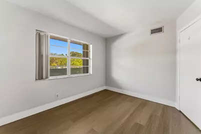 1638 Embassy Drive #208, West Palm Beach, FL 33401 - Photo 28