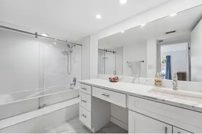 602 Executive Center Drive #Unit 105, West Palm Beach, FL 33401 - Photo 10