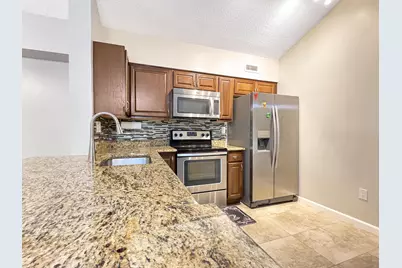 3083 N Oakland Forest Drive #306, Oakland Park, FL 33309 - Photo 8